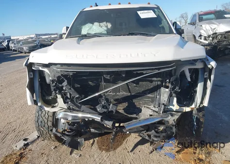 2019 Ford F-250 Lariat z USA, uszkodzony, nr VIN 1FT7W2BT8KEG40401